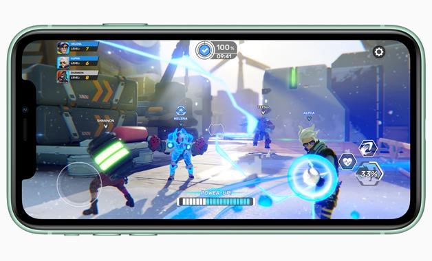 iPhone 11 e 11 Pro têm chip A13 Bionic para rodar jogos e aplicativos pesados com o máximo de performance em um smartphone, segundo a fabricante - Foto: Apple iPhone 11 e 11 Pro têm chip A13 Bionic para rodar jogos e aplicativos pesados com o máximo de performance em um smartphone, segundo a fabricante - Foto: Apple