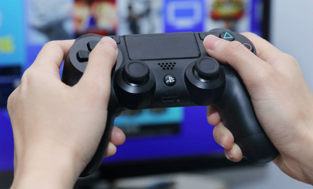 PS4 Pro vs PS4 Slim: qual console comprar? - DeUmZoom