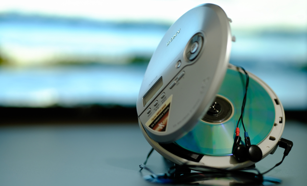 Antigo e Raro aparelho 2 em 1 - Walkman + Mini Game. Anos 90 - Lenoxx Sound  